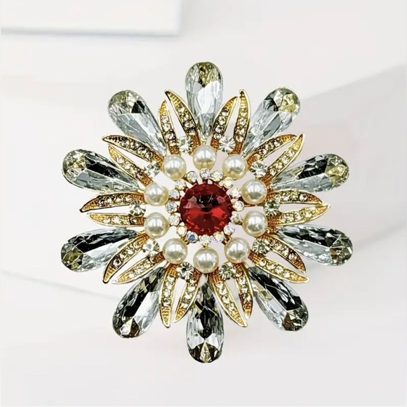 Jewelry - Floral Fashion Brooch Modern